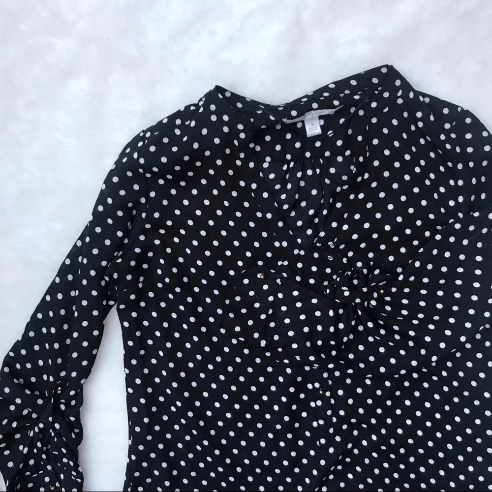 LC Lauren Conrad Size M Button Up Polka Dot Blouse